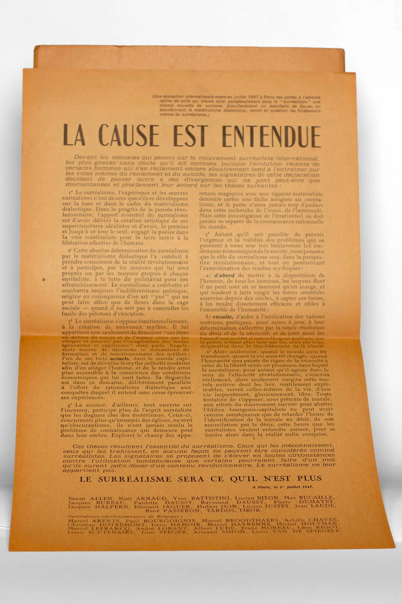 (SURREALISME REVOLUTIONNAIRE). — Important ensemble de 12 tracts, documents, revues et papillons du Groupe Surréaliste Révolutionnaire. (Réf. 23145)
