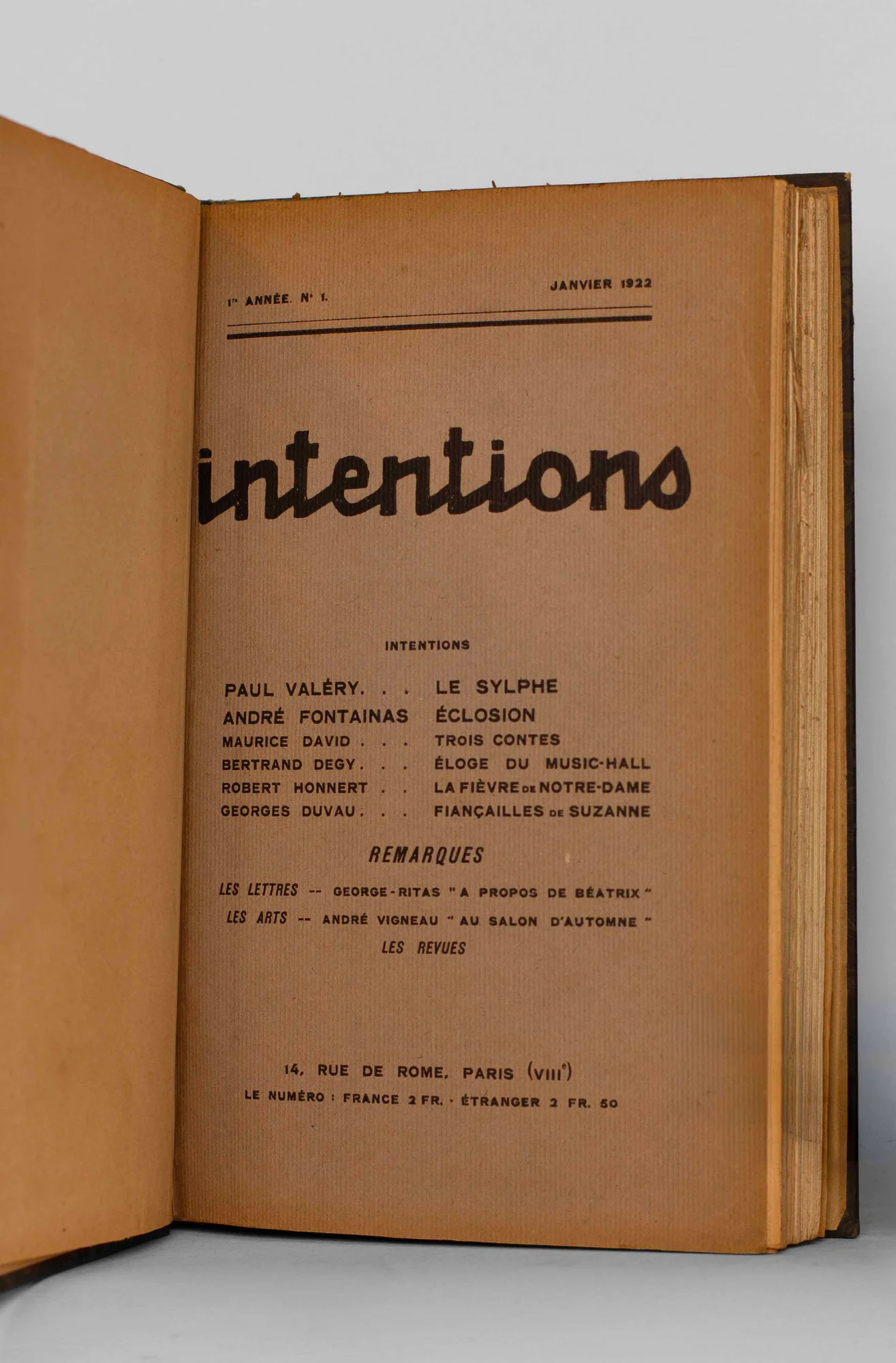 REVUE. Intentions. — Intentions (1922-1924). (Réf. 23250)