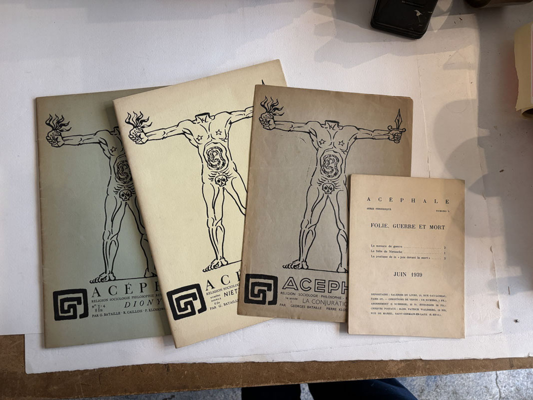 (BATAILLE). ACEPHALE. Gérant: Georges Bataille. — ACÉPHALE. (Réf. 25753)